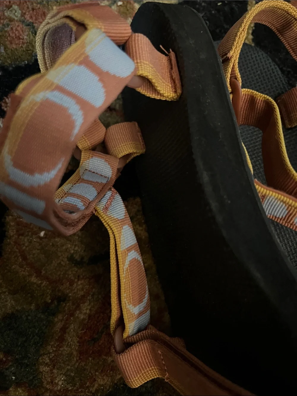 Teva Women’s Original Universal Sandal Hazel Aragon size 10